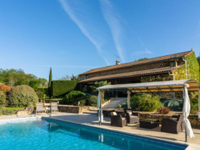 Гостиница Huge Holiday Home in Aquitaine with Private Swimming Pool  Ларзак